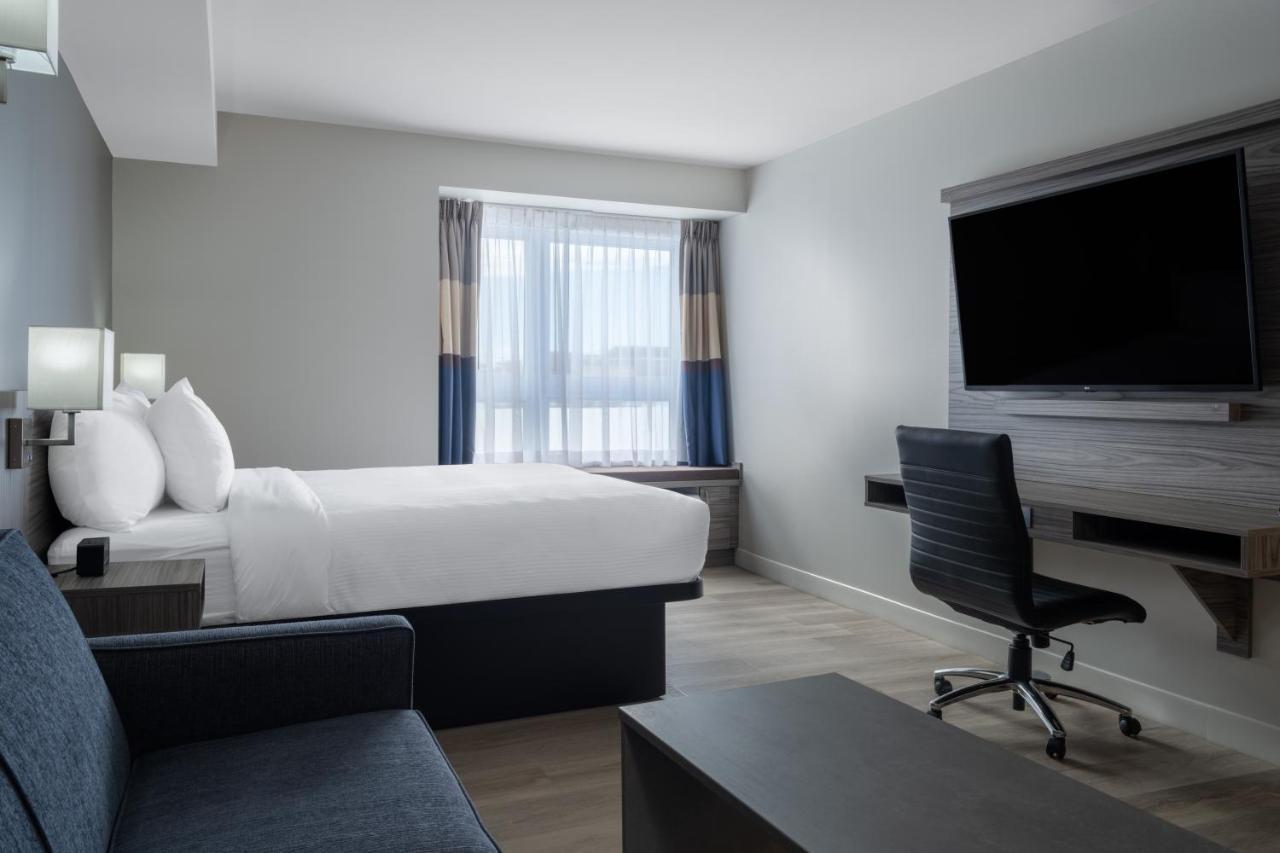Microtel Inn & Suites By Wyndham Kanata Ottawa West Esterno foto