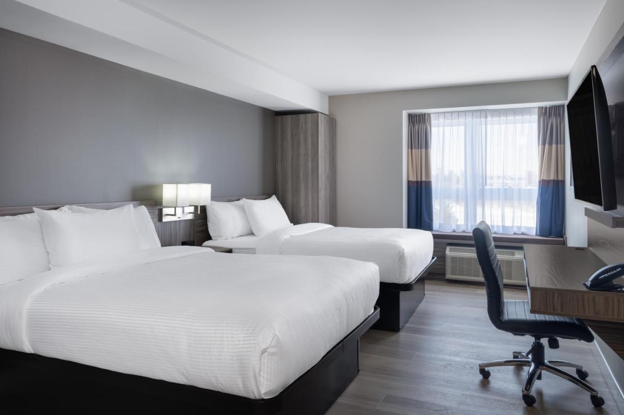 Microtel Inn & Suites By Wyndham Kanata Ottawa West Esterno foto