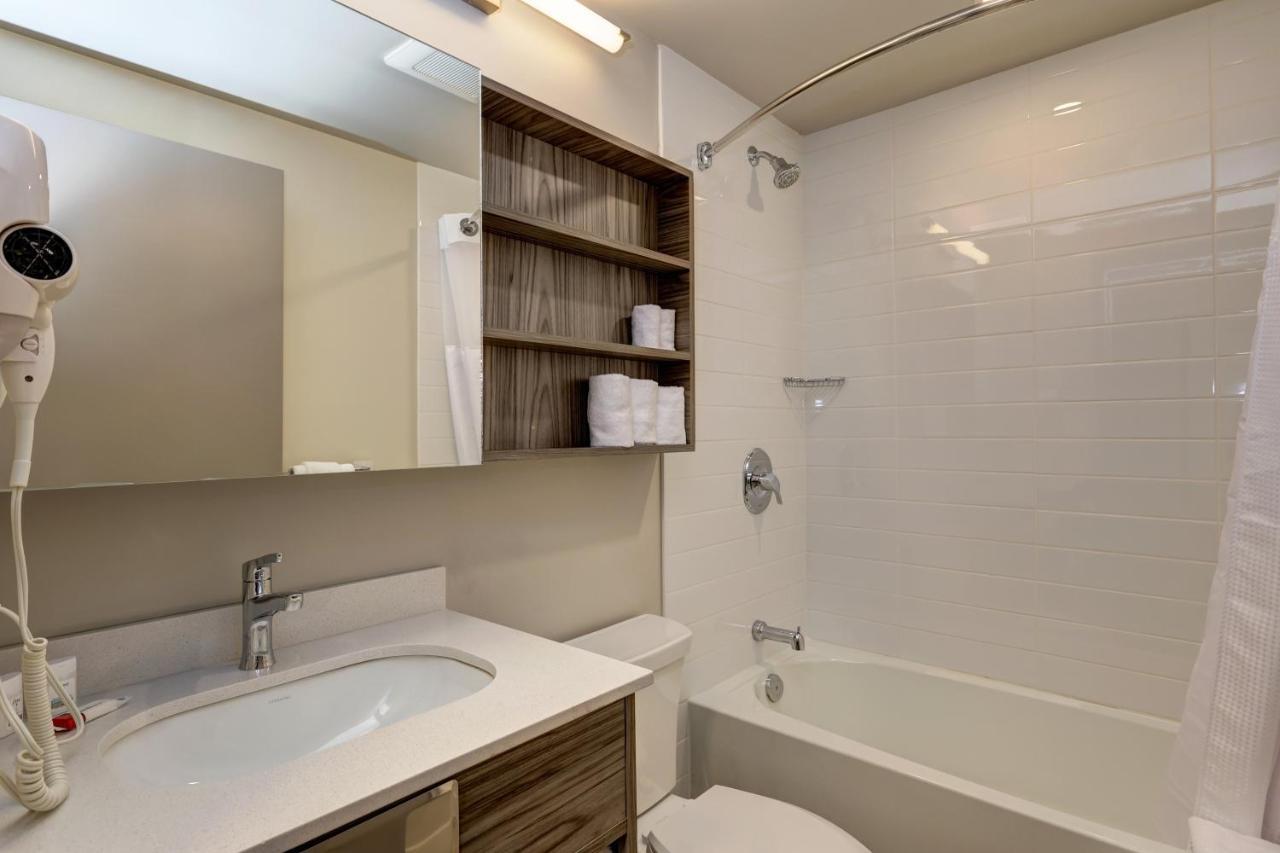 Microtel Inn & Suites By Wyndham Kanata Ottawa West Esterno foto