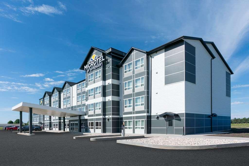 Microtel Inn & Suites By Wyndham Kanata Ottawa West Esterno foto