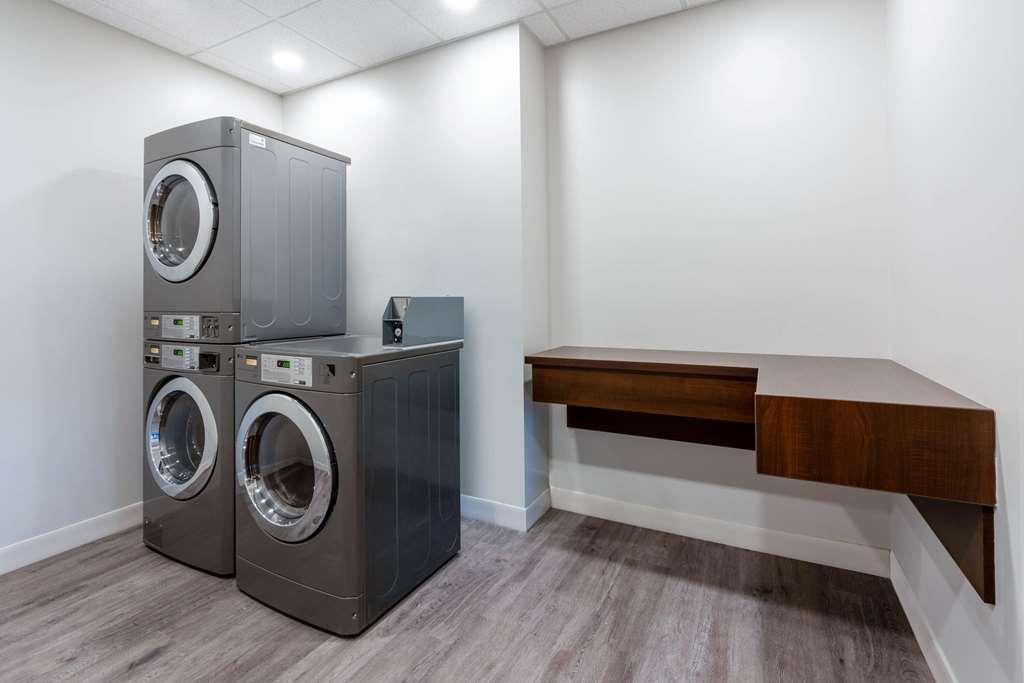 Microtel Inn & Suites By Wyndham Kanata Ottawa West Esterno foto
