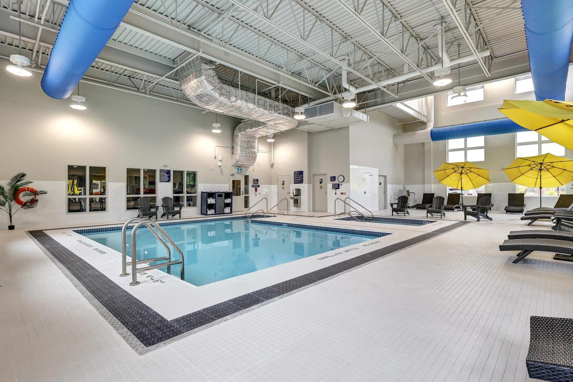 Microtel Inn & Suites By Wyndham Kanata Ottawa West Esterno foto