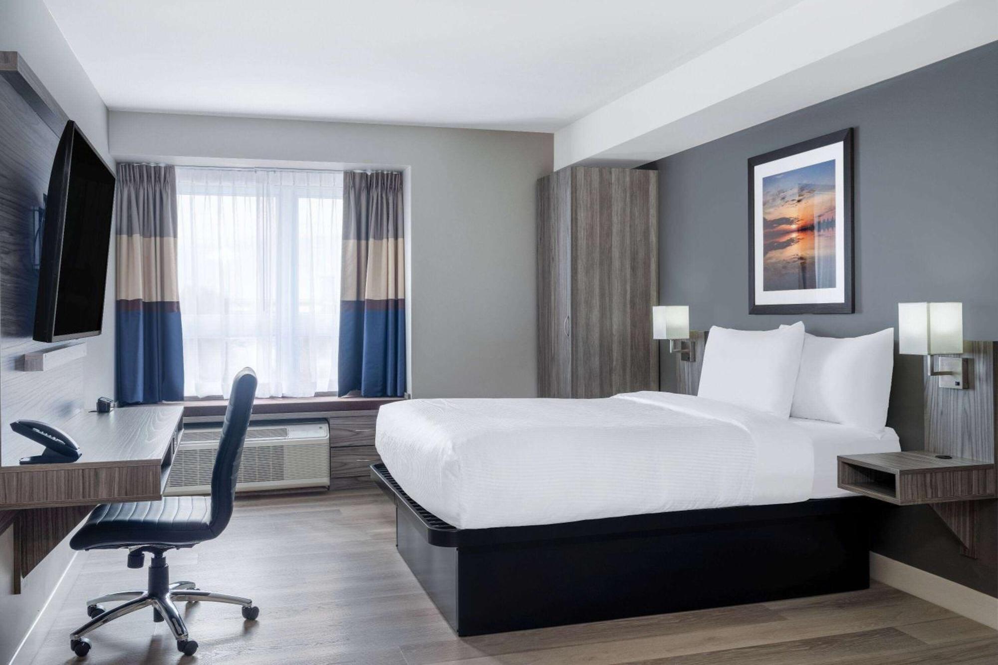 Microtel Inn & Suites By Wyndham Kanata Ottawa West Esterno foto