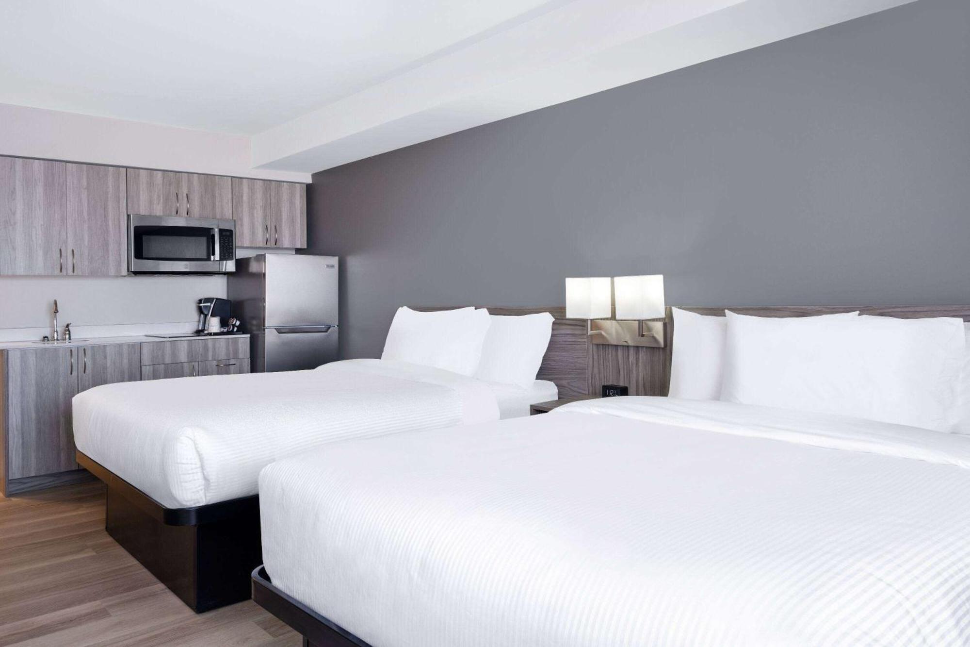 Microtel Inn & Suites By Wyndham Kanata Ottawa West Esterno foto