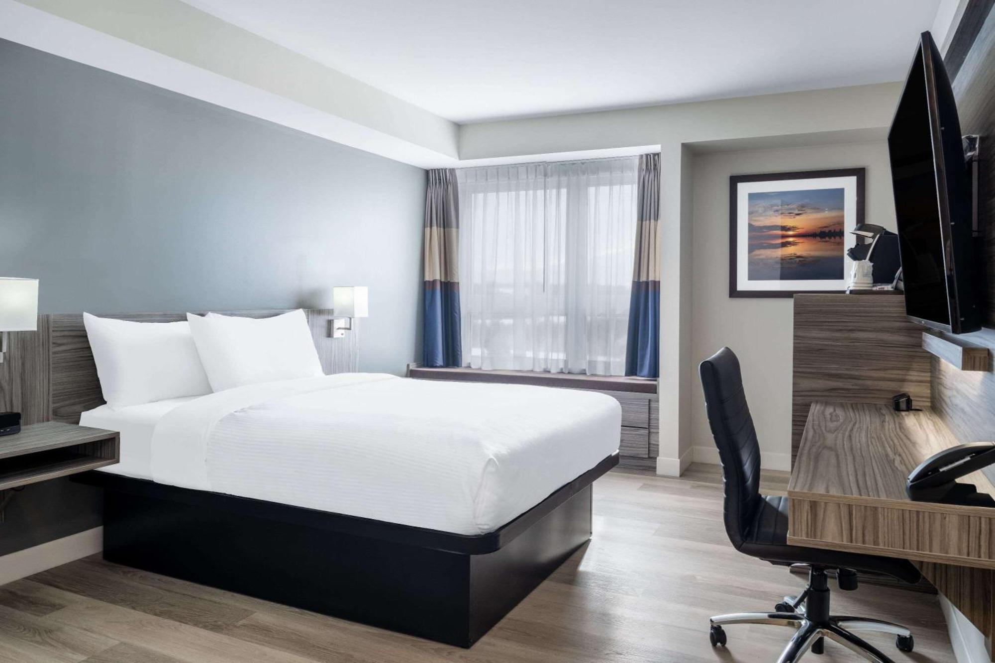 Microtel Inn & Suites By Wyndham Kanata Ottawa West Esterno foto